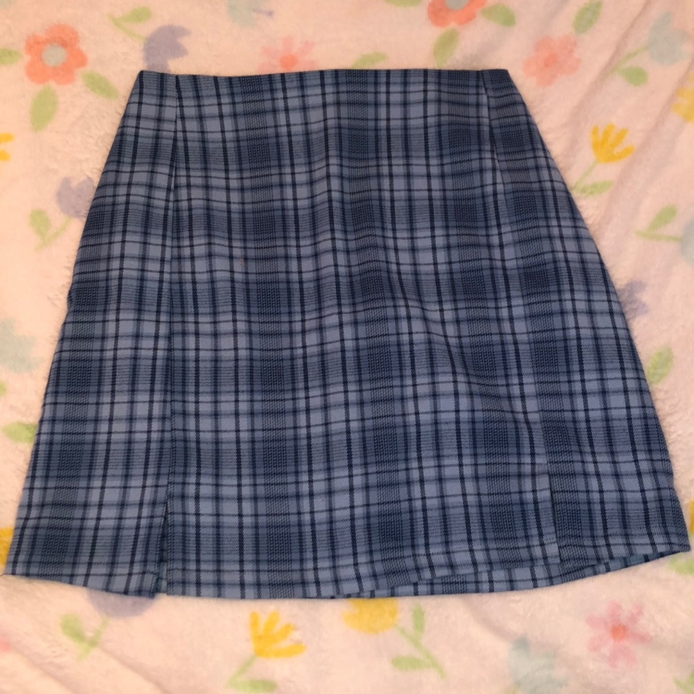 Brandy Melville blue plaid skirt!!